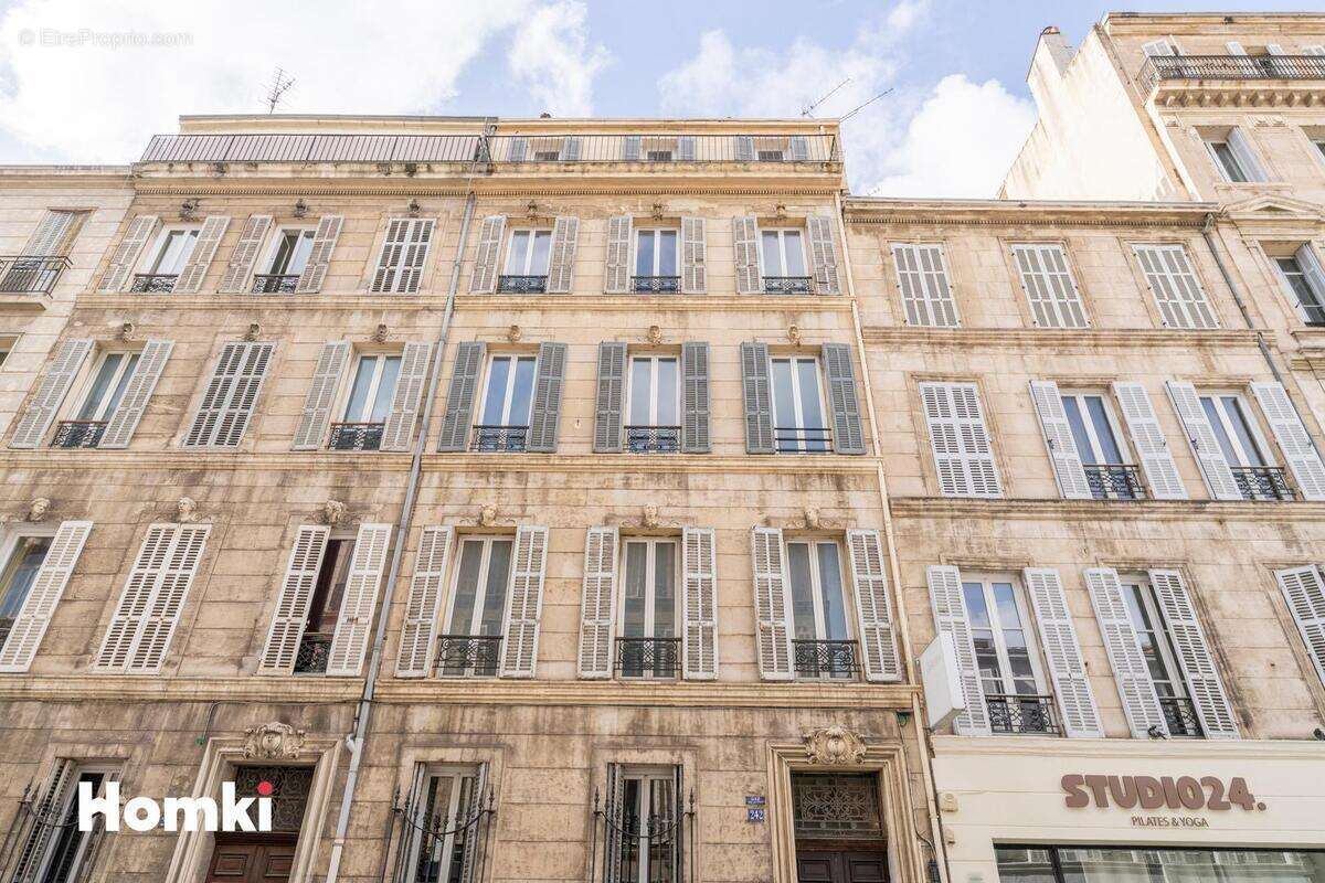 Appartement à MARSEILLE-6E