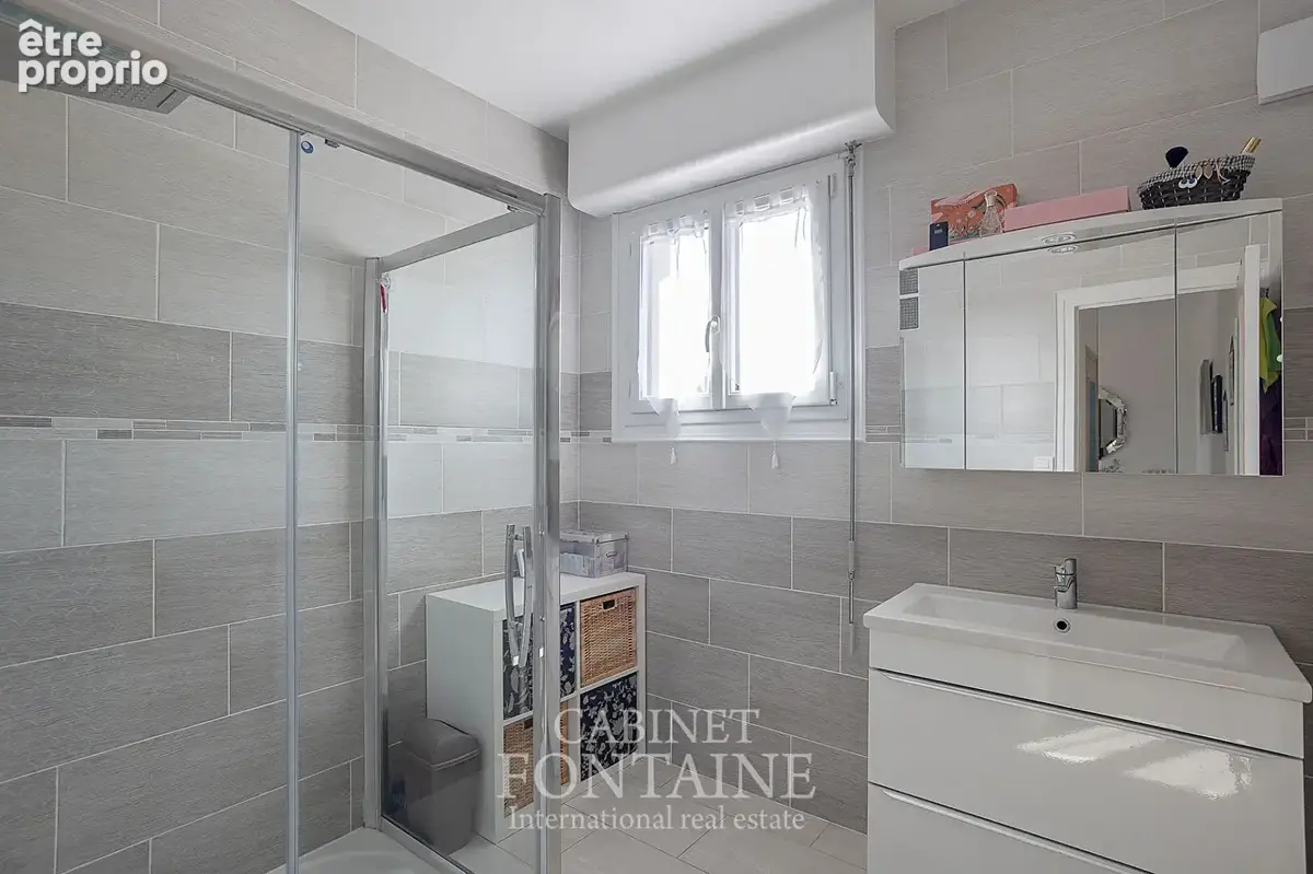 ROCHY-CONDÉ Maison d'environ 180 m², 4 chambres et plus de 250 m² de bâtiments annexes - photo 5