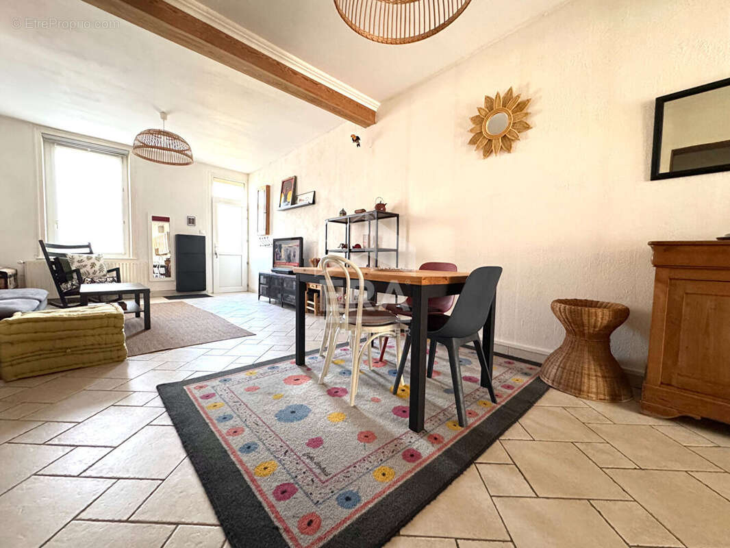 Maison à PONT-A-VENDIN