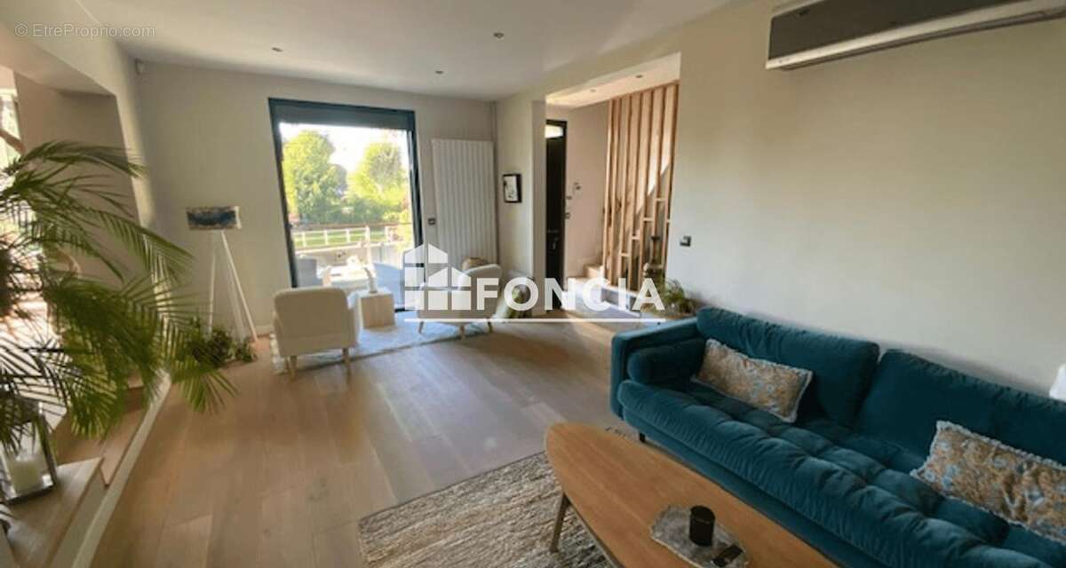 Maison à SOISY-SOUS-MONTMORENCY