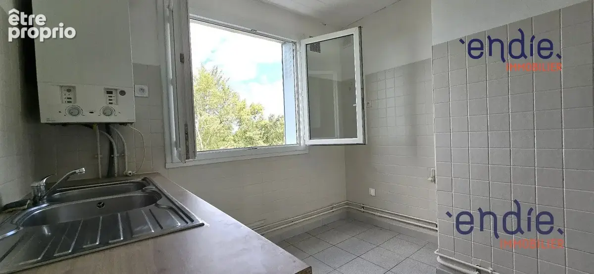Appartement 3 pièces 63 m² à vendre à Tarbes (65000) - photo 2