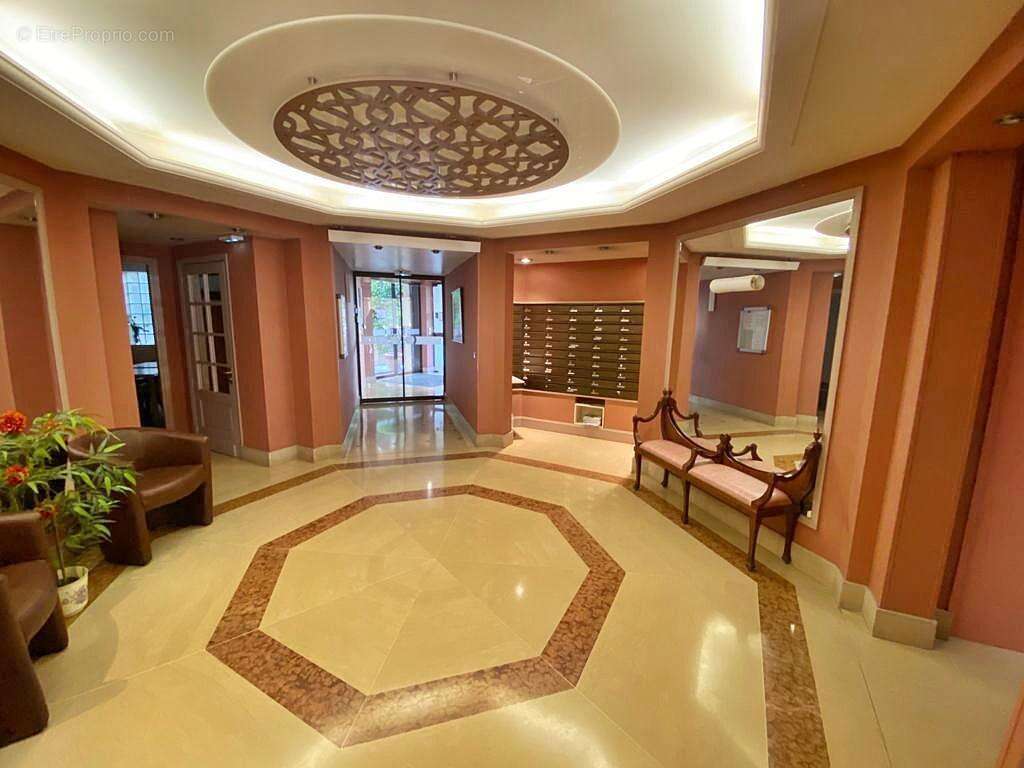   - Appartement à NICE