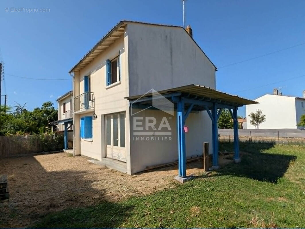 Maison à MONTPON-MENESTEROL