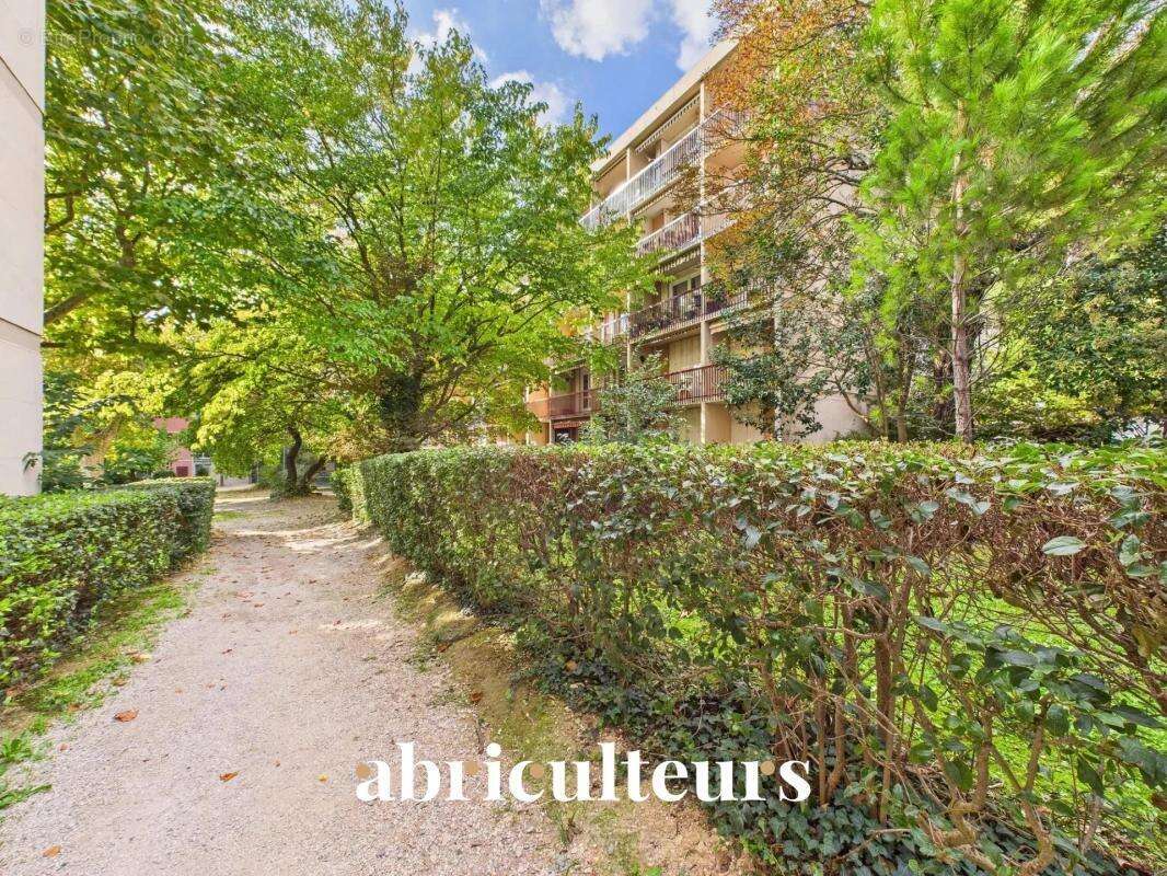 Appartement à AIX-EN-PROVENCE