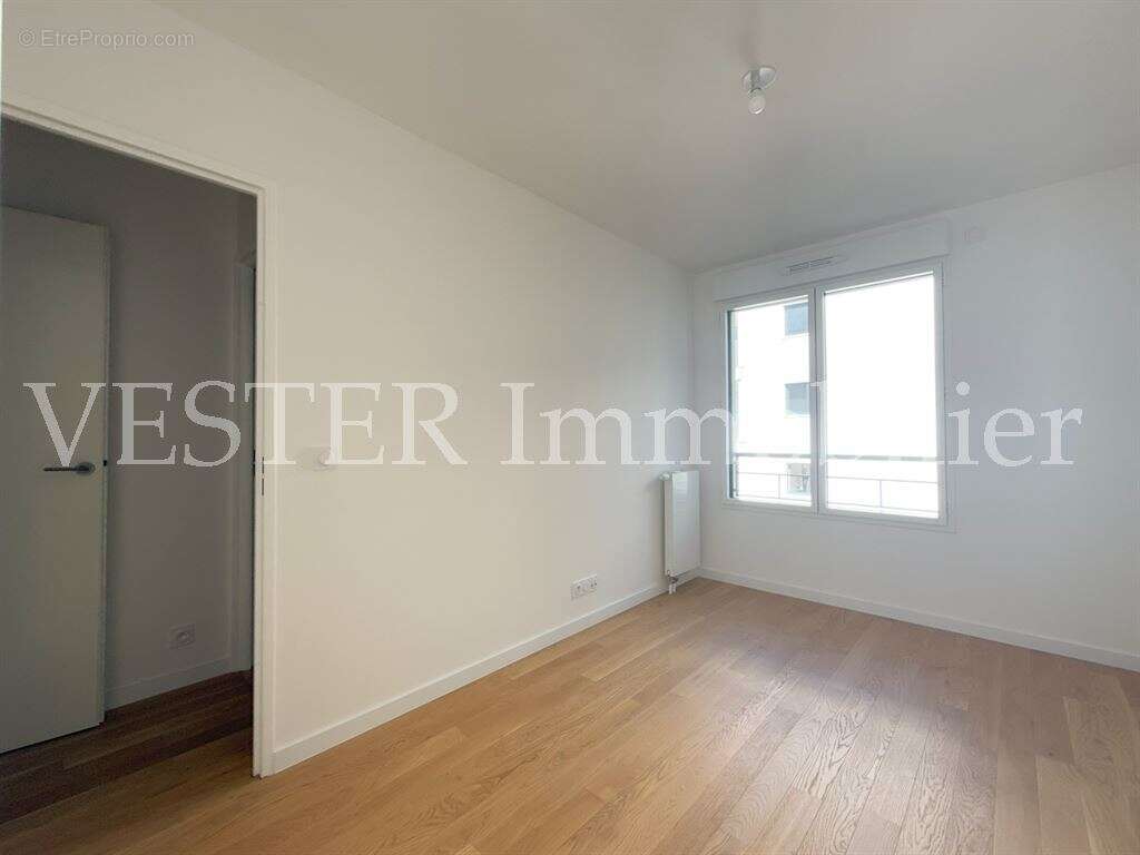 Appartement à SURESNES