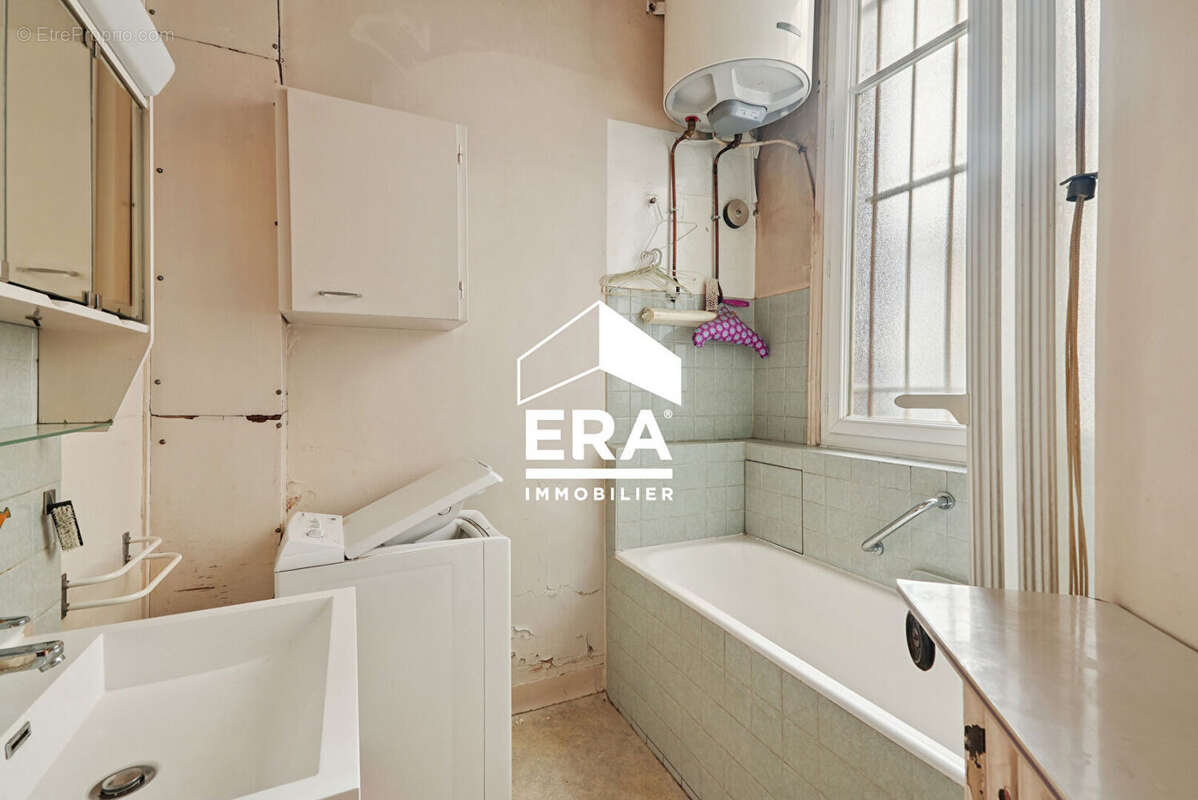 Appartement à PARIS-10E