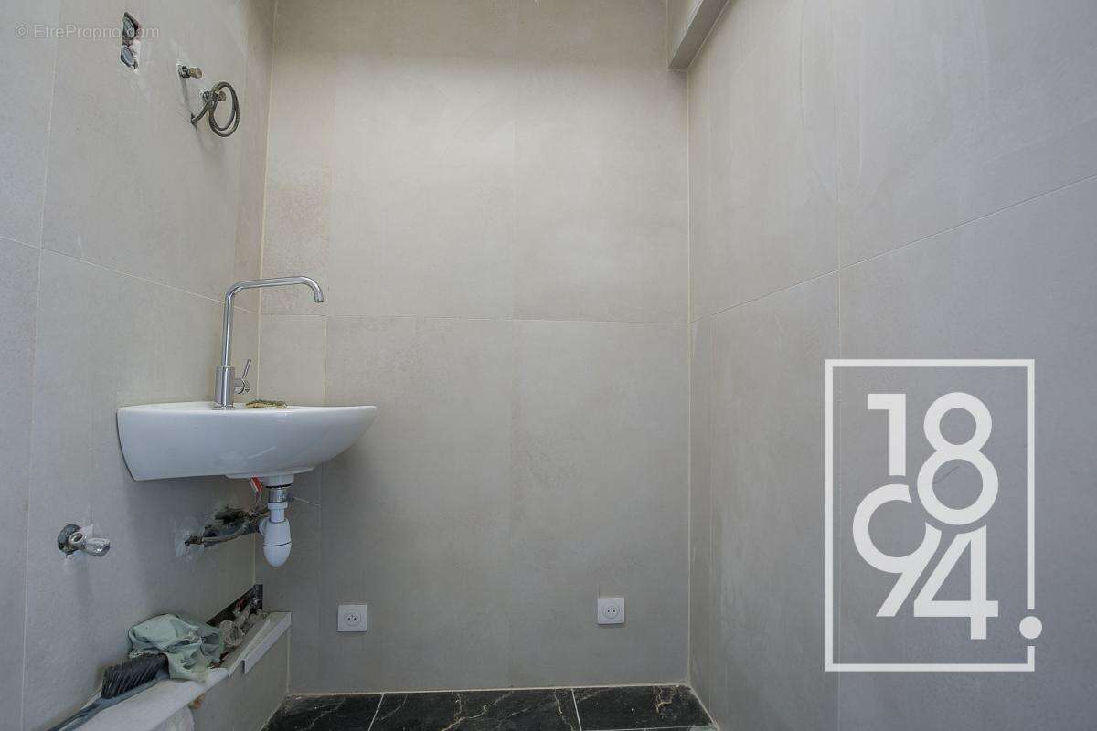 Commerce à AIX-EN-PROVENCE