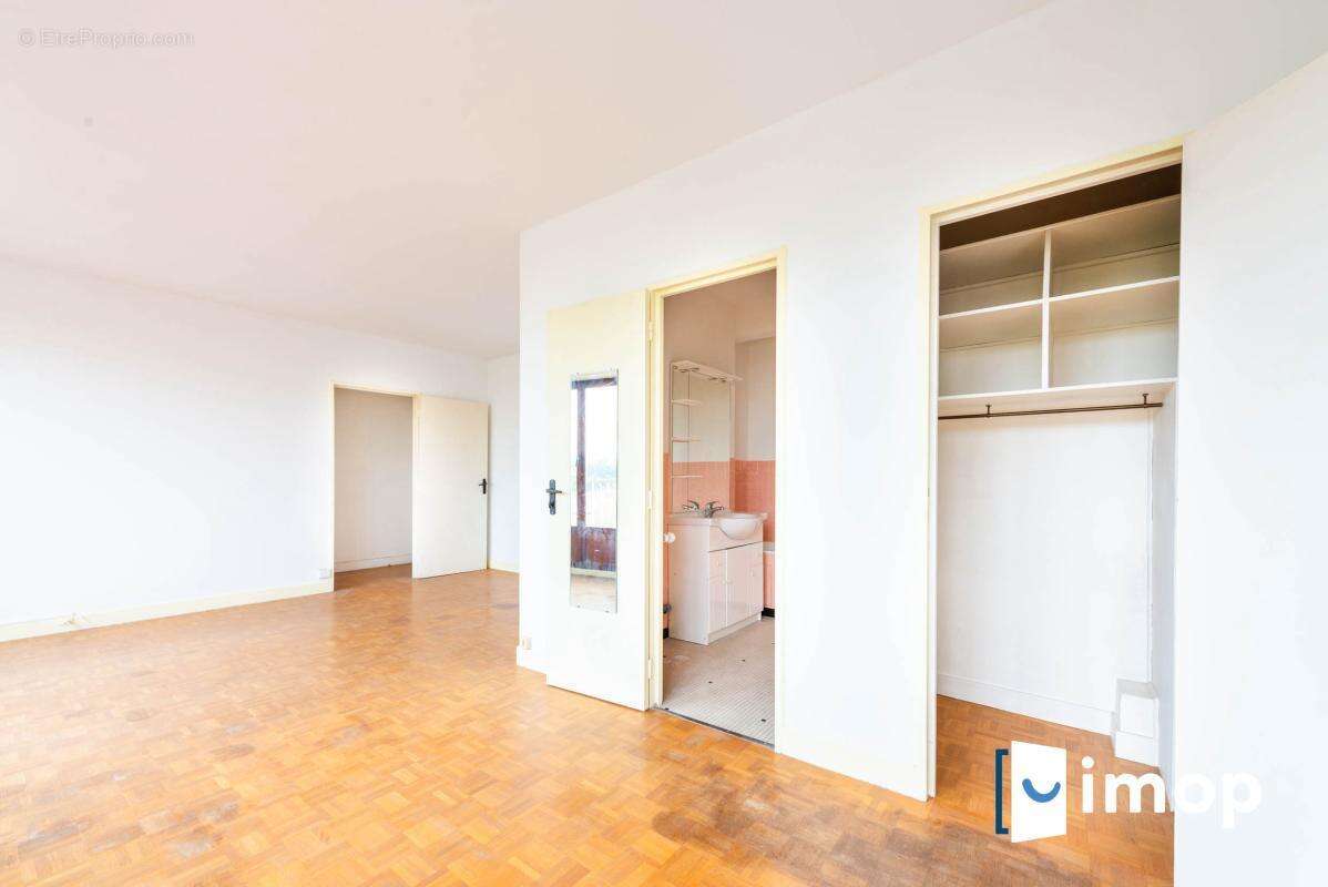 Appartement à RUEIL-MALMAISON