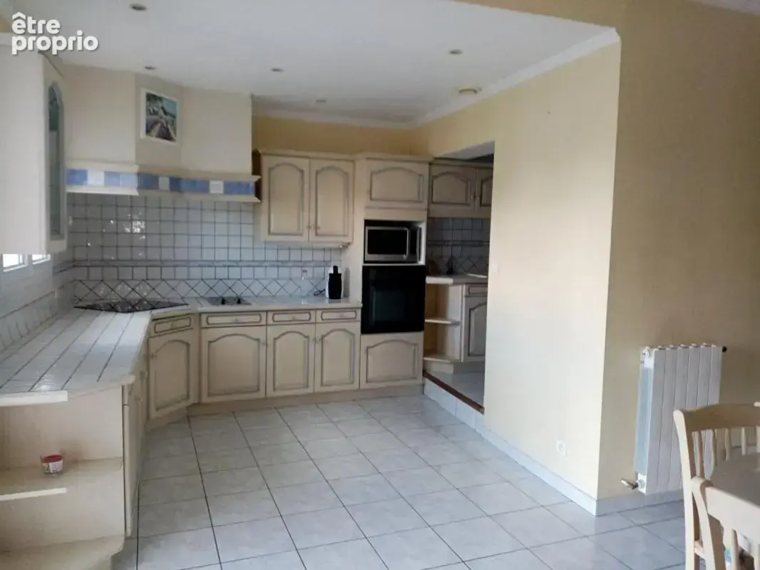 Maison  9 pièce(s) 190 m2 - photo 3