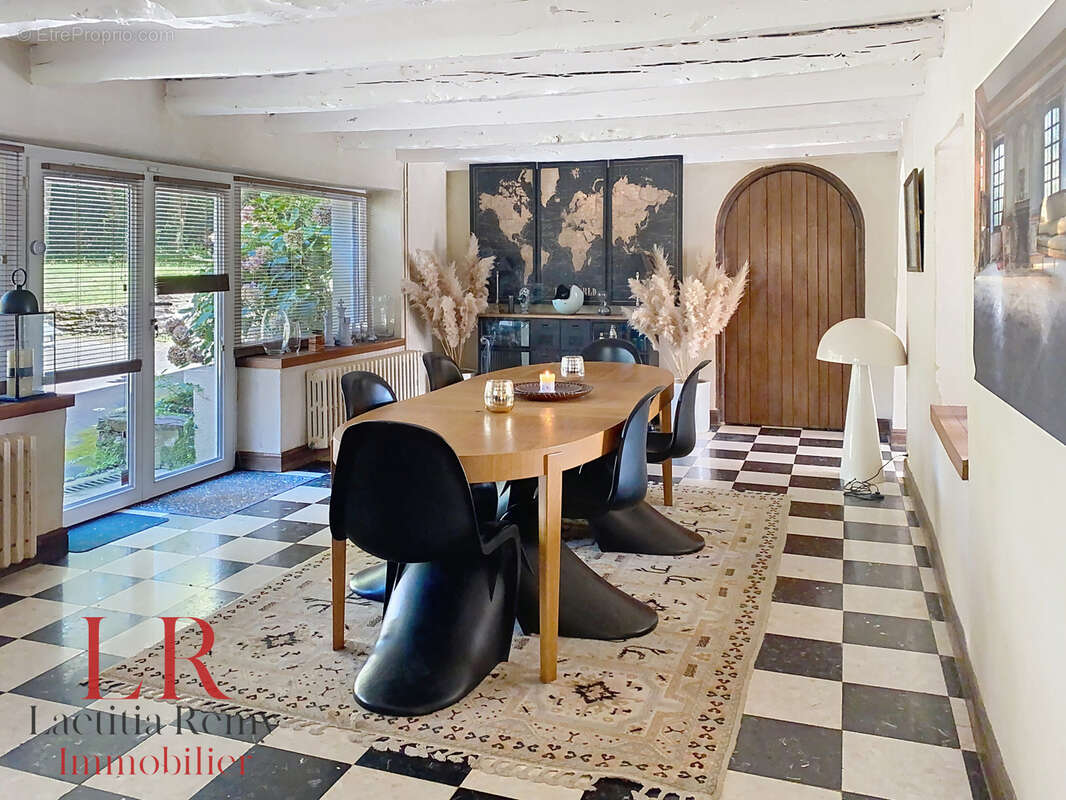 Maison à SAINT-GILLES