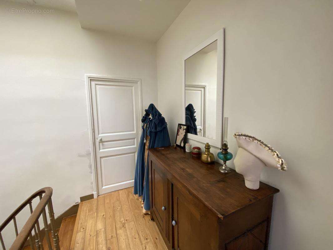 Appartement Maison T5 avec Terrasse Quartier des Chalets - photo 8