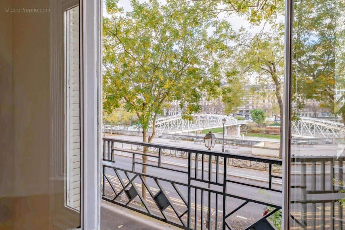 Appartement à PARIS-4E