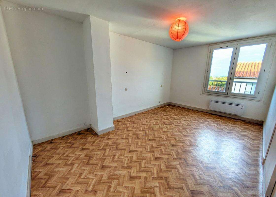 Appartement à CERET