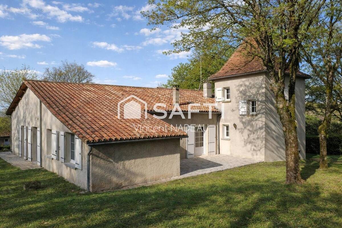 Photo 1 - Maison à COURGEAC
