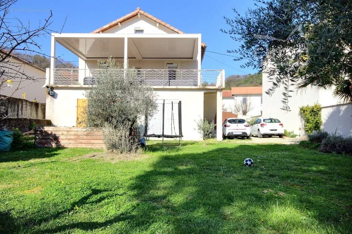 Maison à LE TEIL