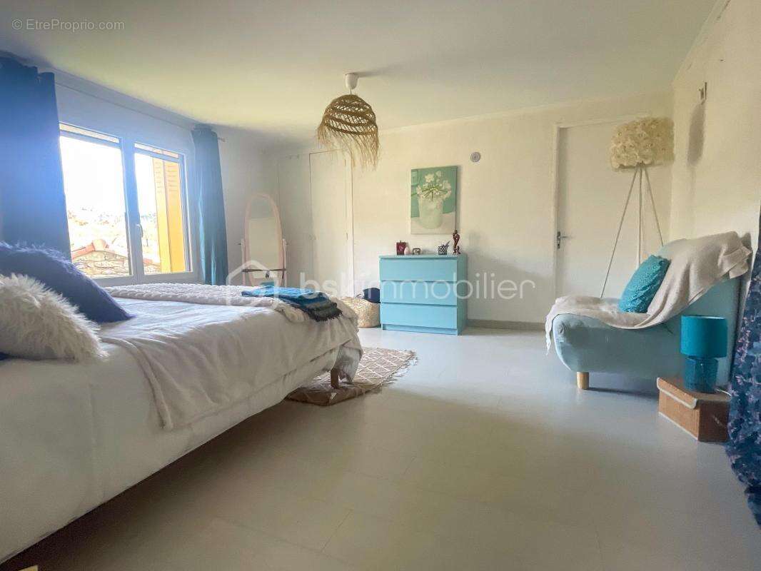 Maison en pierre rénovée avec jardin – DPE C – Joannas - photo 12