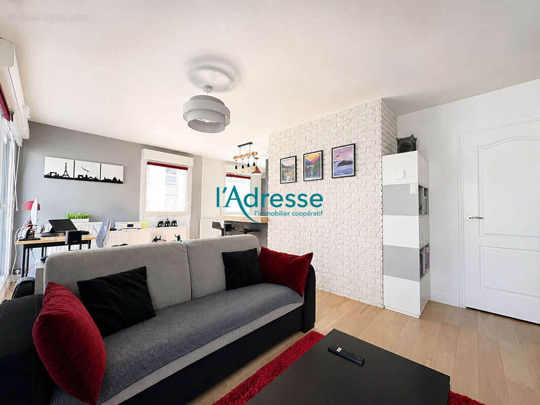 Appartement à NANTERRE