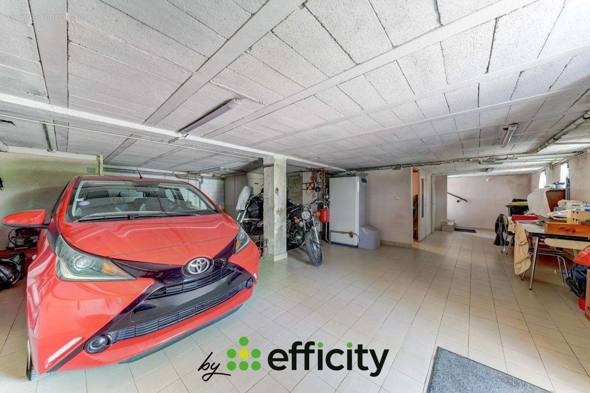 Maison 105 m² à Saint-Priest  - photo 17