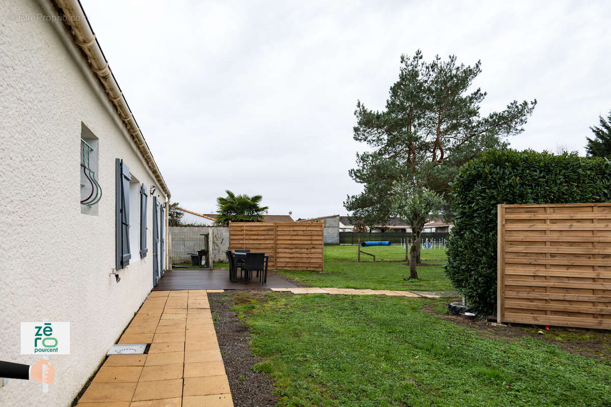 Maison à MOUTIERS-SUR-LE-LAY