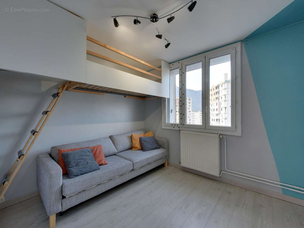 Appartement à ECHIROLLES