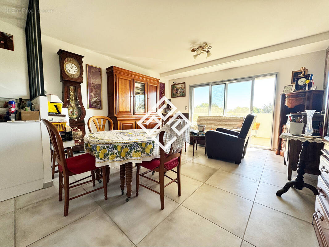 Appartement  avec terrasse à Narbonne - photo 2