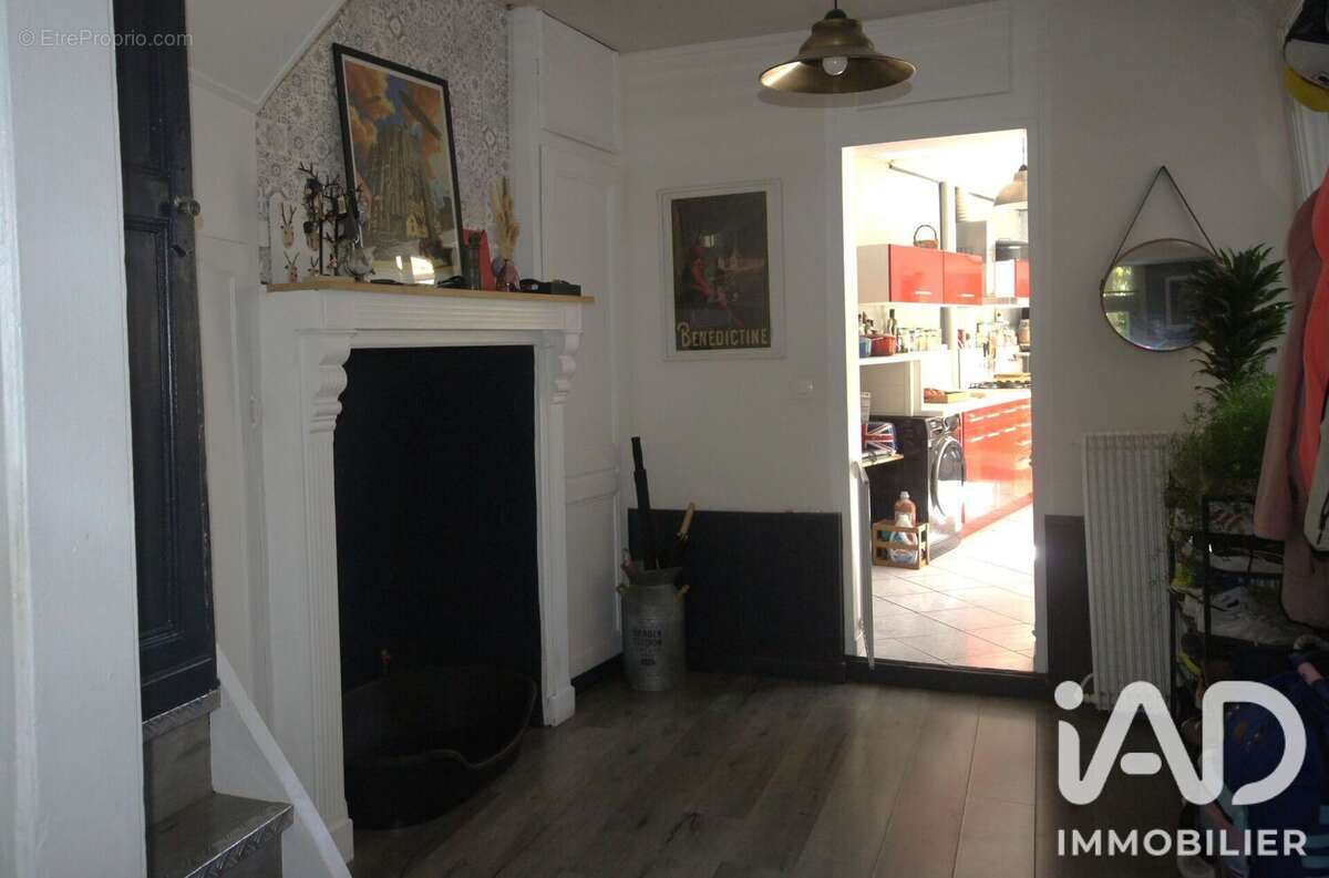 Photo 4
