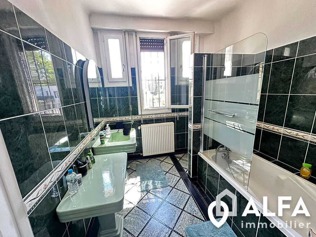 Maison à MONTMORENCY