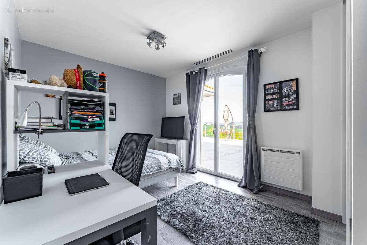 Maison à SAINT-MARTIN-LA-PLAINE