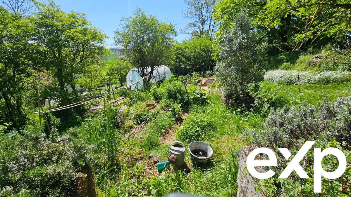 Maison à NANTEUIL-AURIAC-DE-BOURZAC