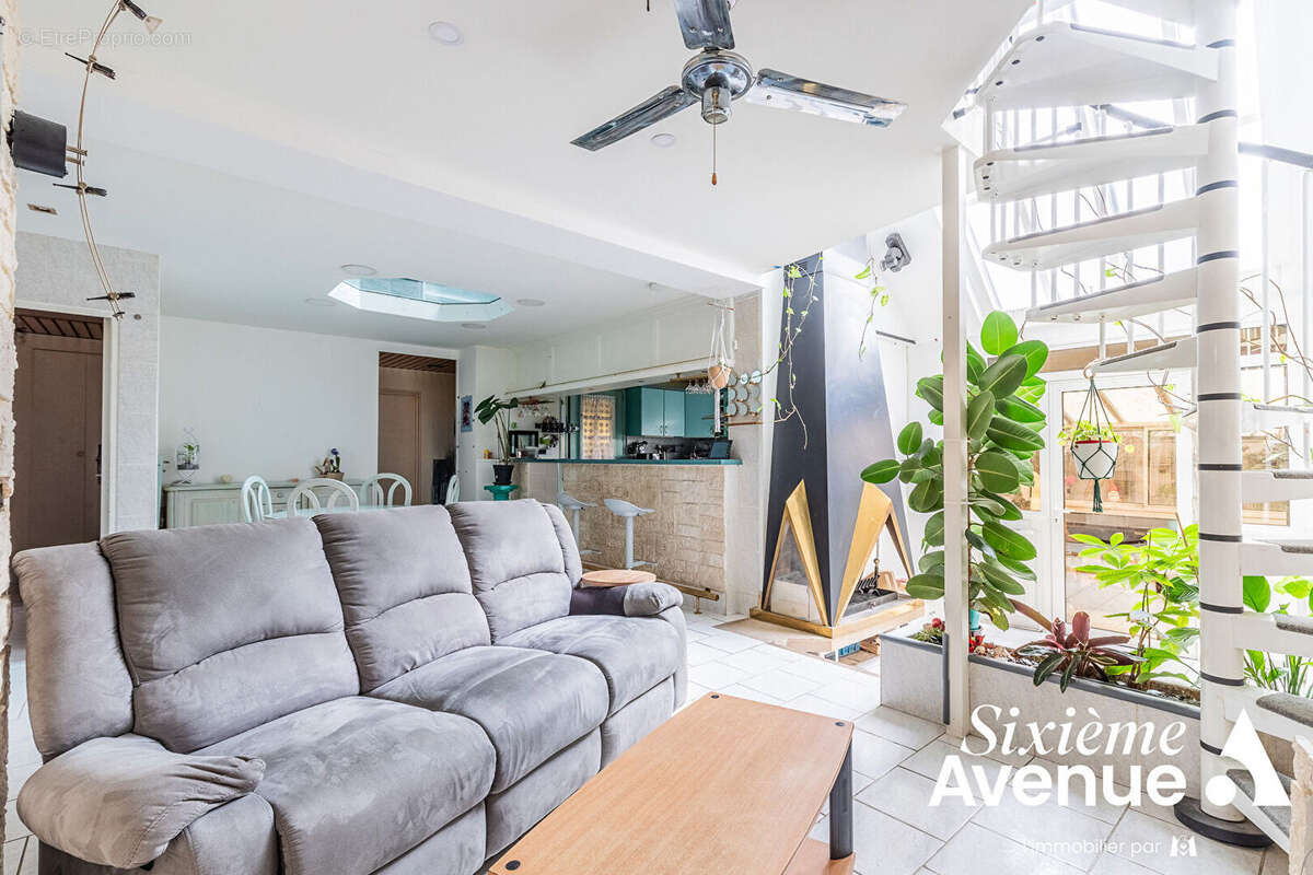 Maison à JUVISY-SUR-ORGE