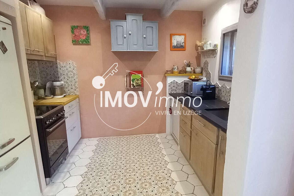 Maison à SAINT-QUENTIN-LA-POTERIE