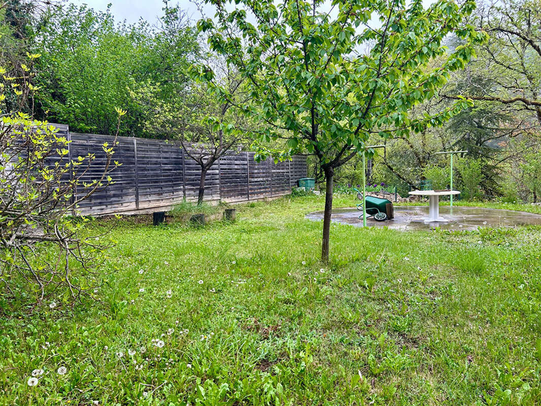 Maison à LAROQUE-DES-ARCS