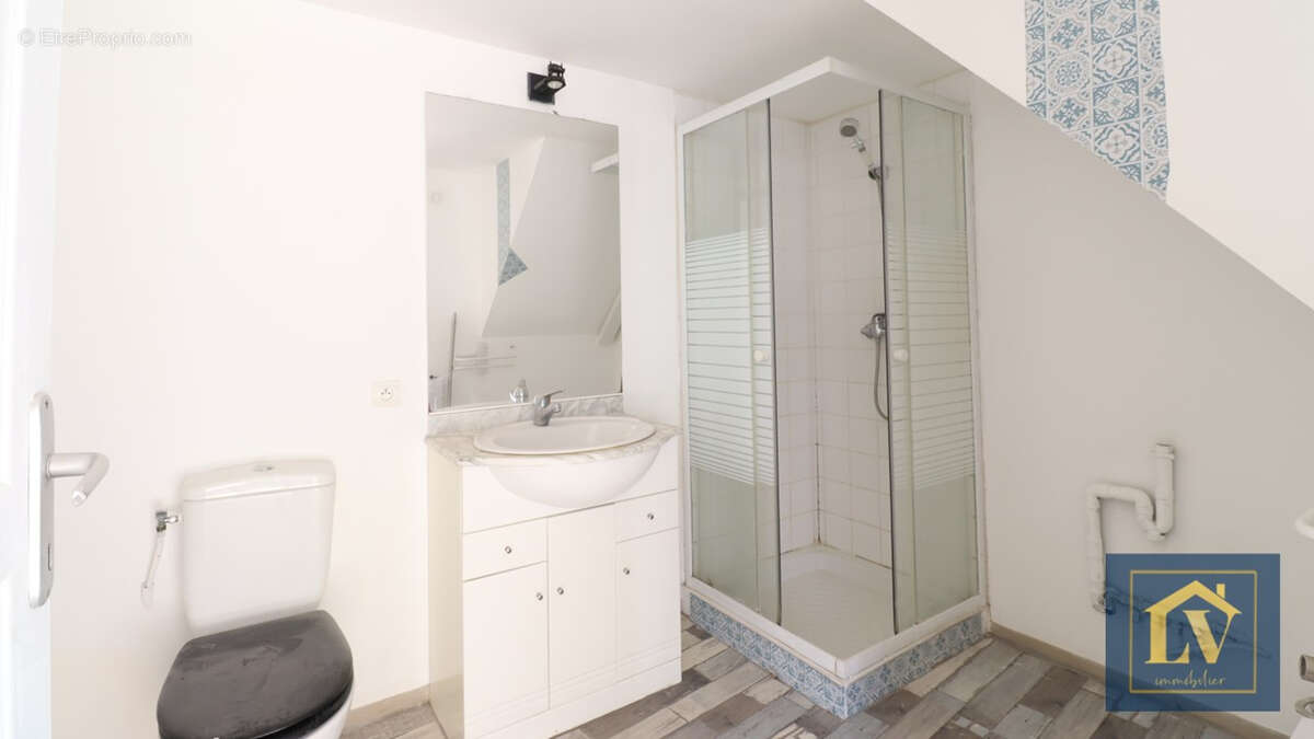 Appartement à PEZILLA-LA-RIVIERE