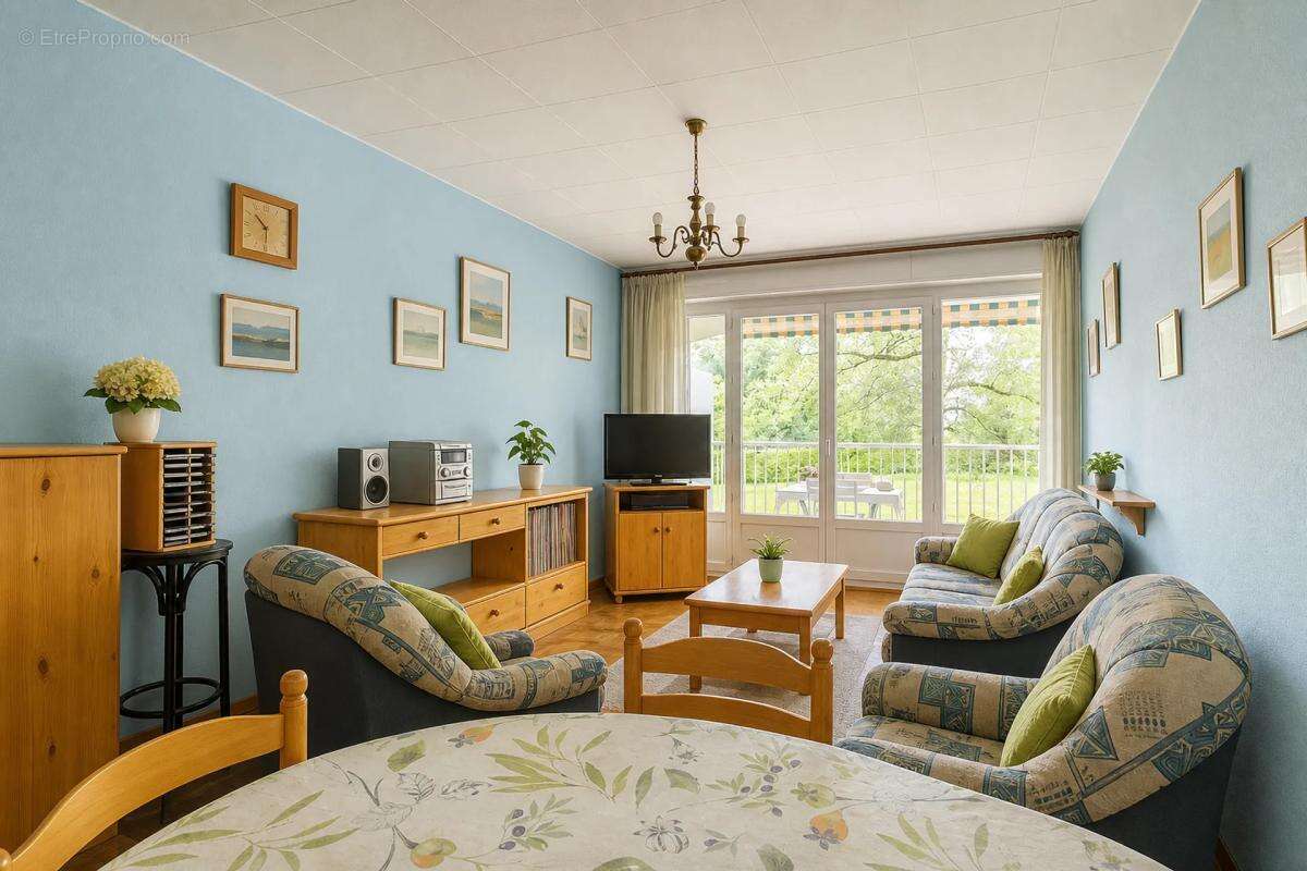 Appartement à SAINTE-FOY-LES-LYON