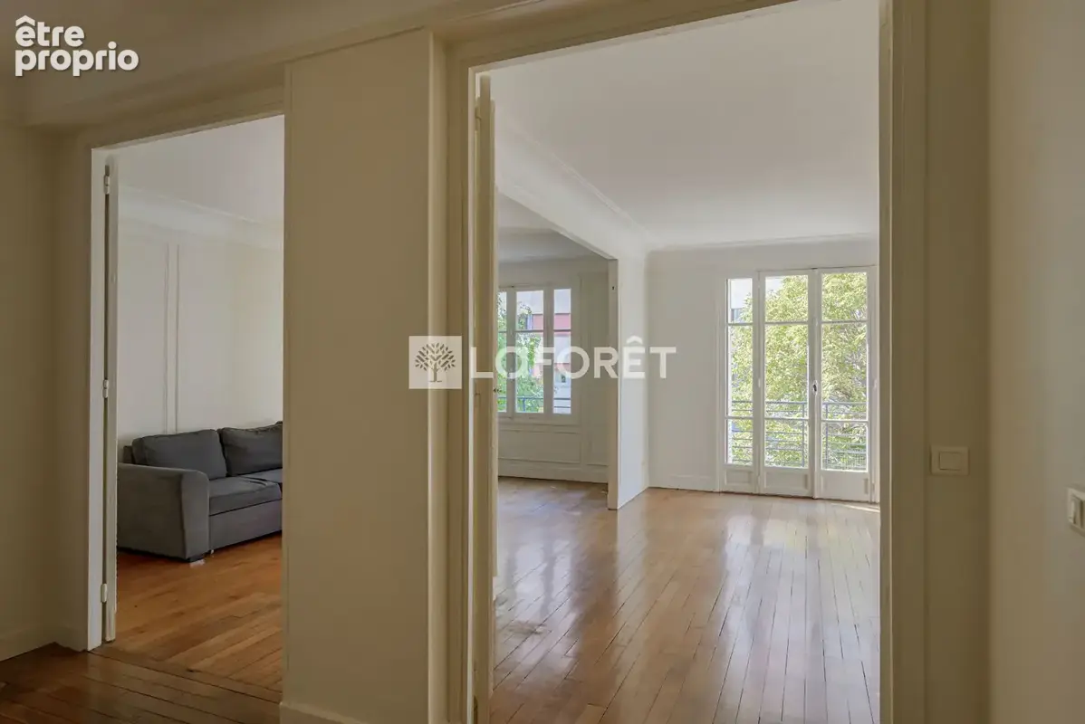 Calme et lumineux  - beaux volumes - seconde chambre possible - photo 3
