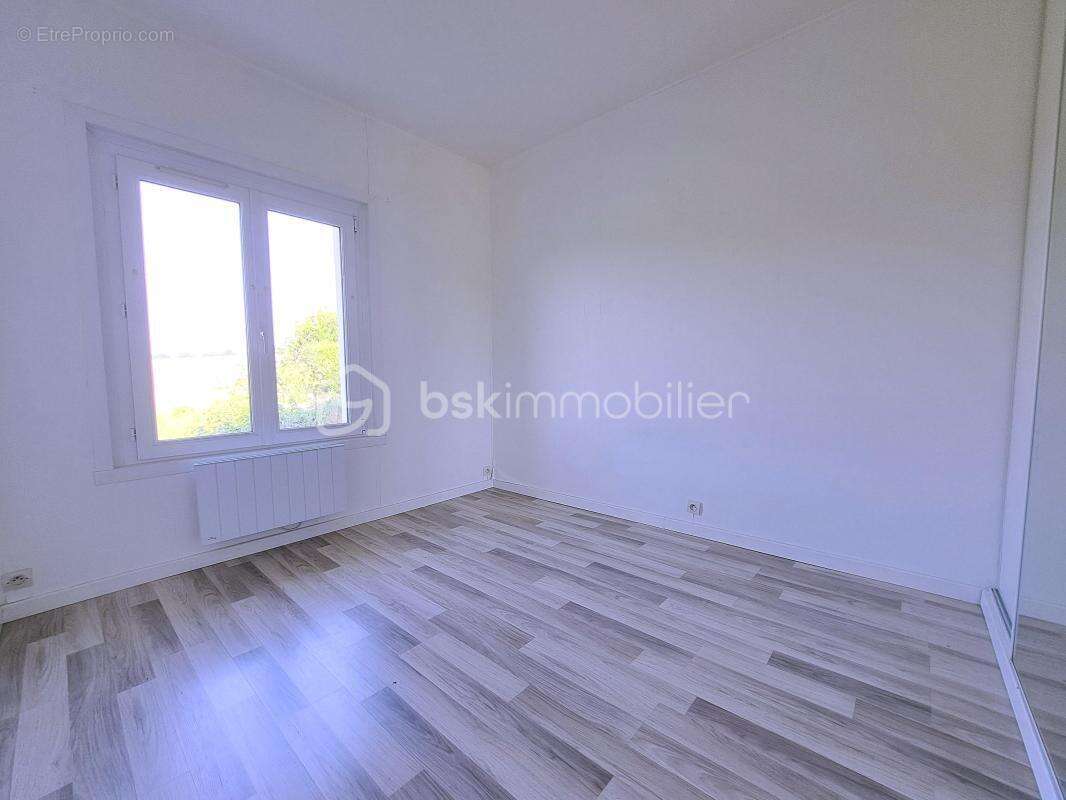 Pavillon dans un secteur calme et recherche d'abbeville - photo 8