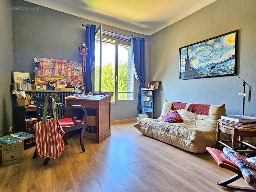 Maison Villeneuve Les Avignon 6 pièce(s) 212 m2 - photo 6