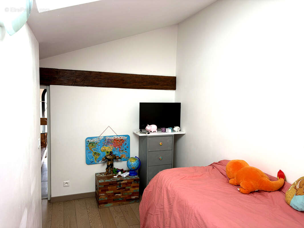 Chartrons   Ensemble immobilier unique et atypique de 310 m2 en monopropriété, avec garage et jardin - photo 16