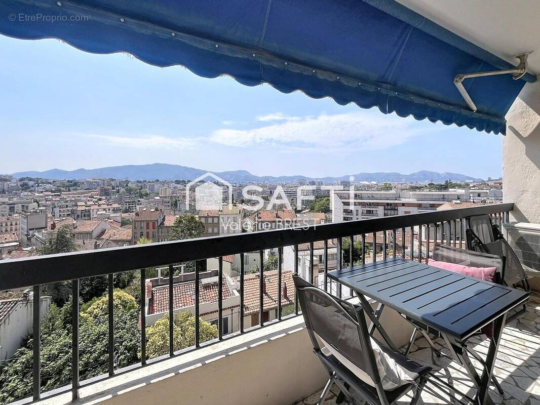 Photo 1 - Appartement à MARSEILLE-4E