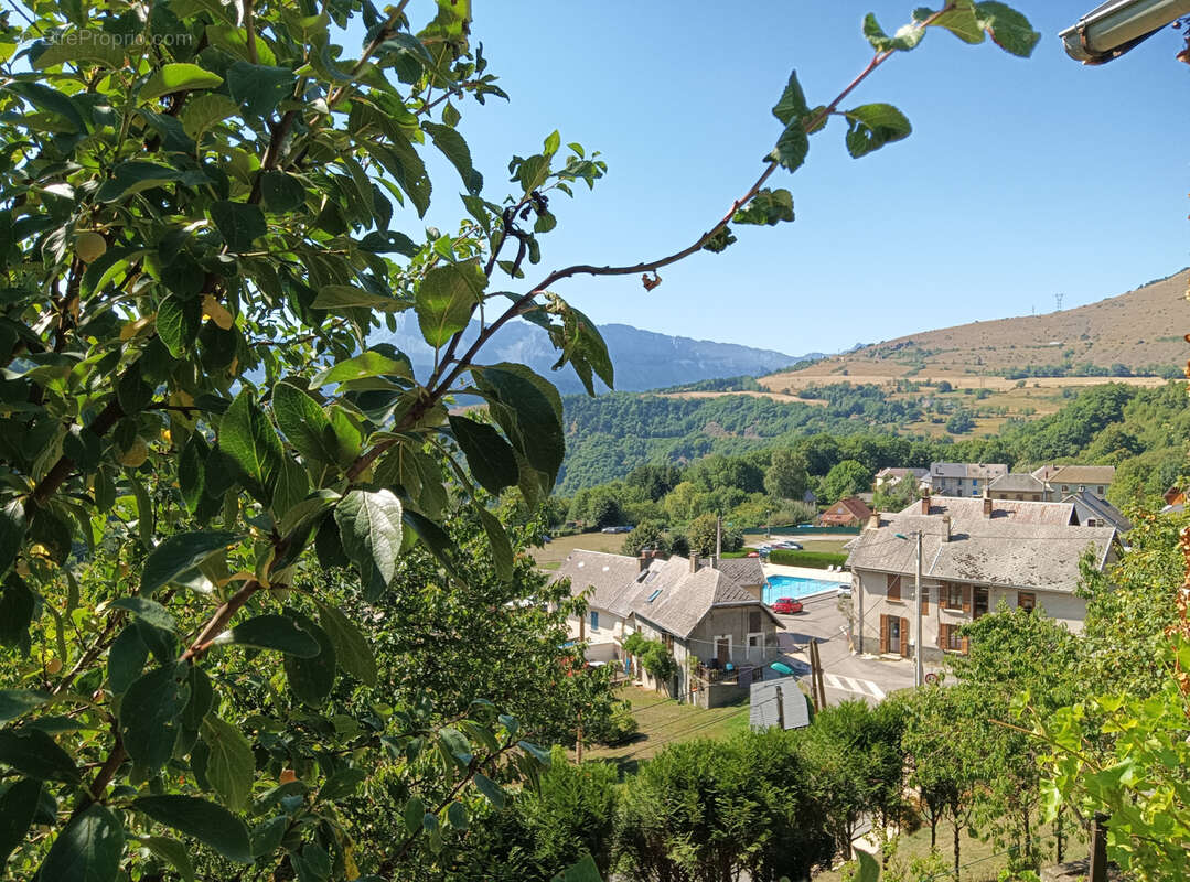 Maison à LA MOTTE-SAINT-MARTIN