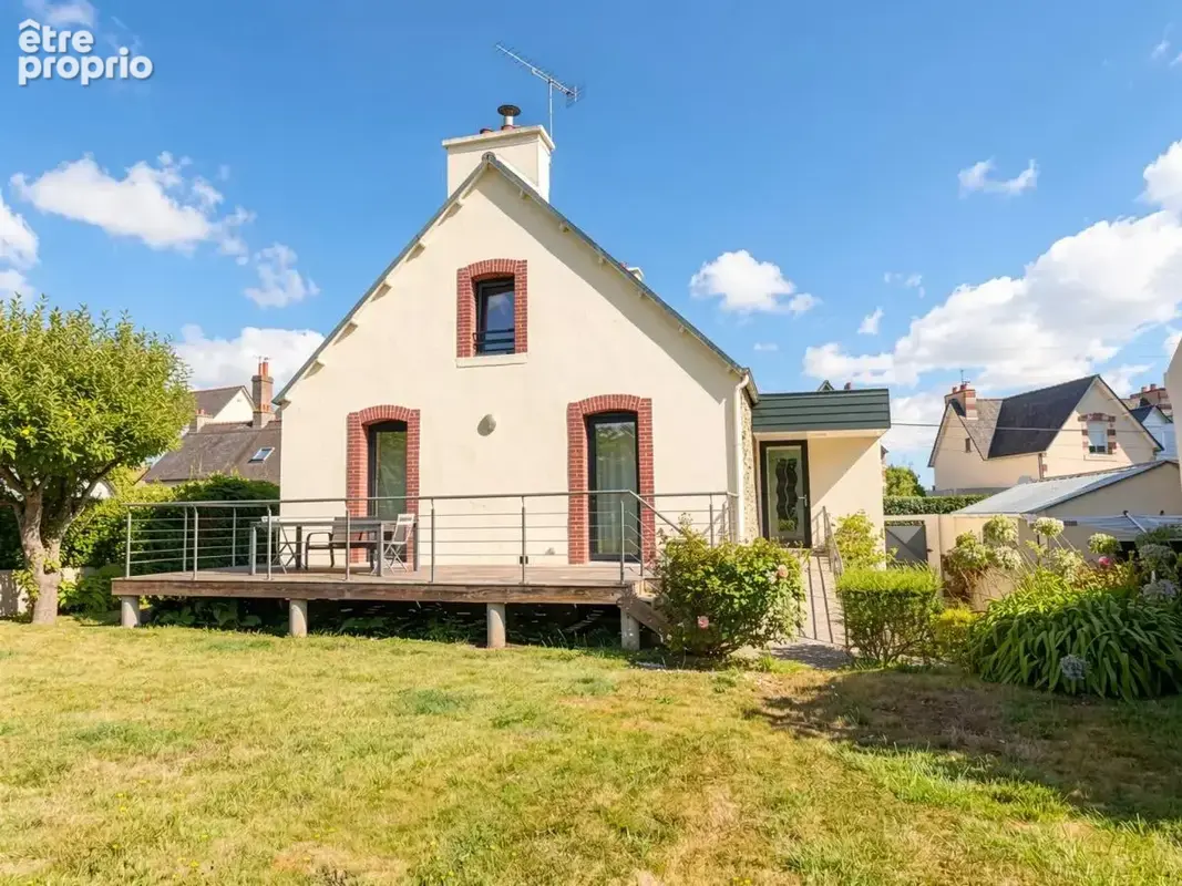 Maison à SAINT-MARTIN-DES-CHAMPS