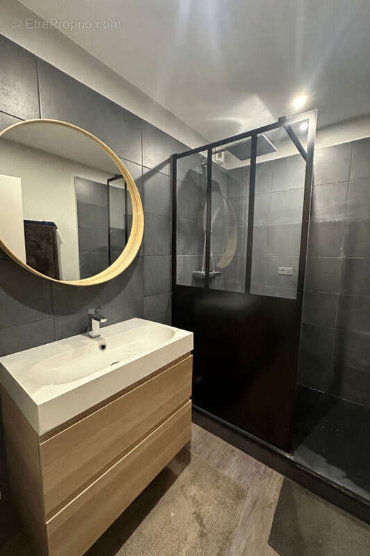 Appartement à MONT-SAINT-AIGNAN