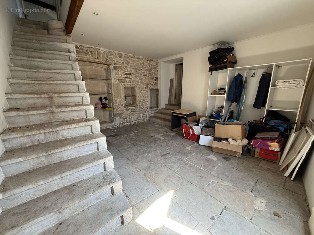 Maison à MILHAUD