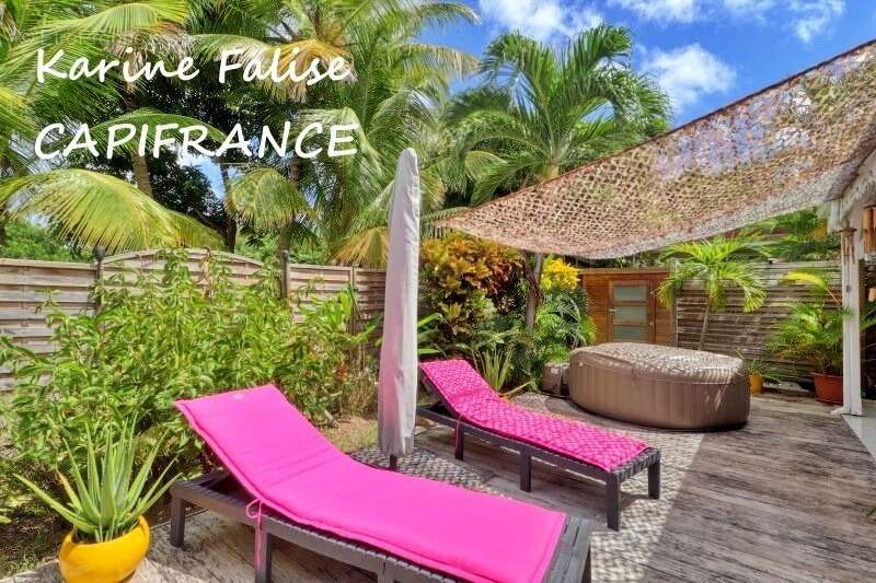 Maison à SAINTE-ANNE