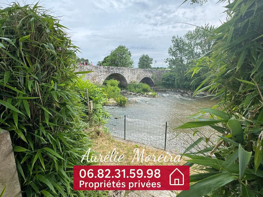 Maison à CANDE-SUR-BEUVRON