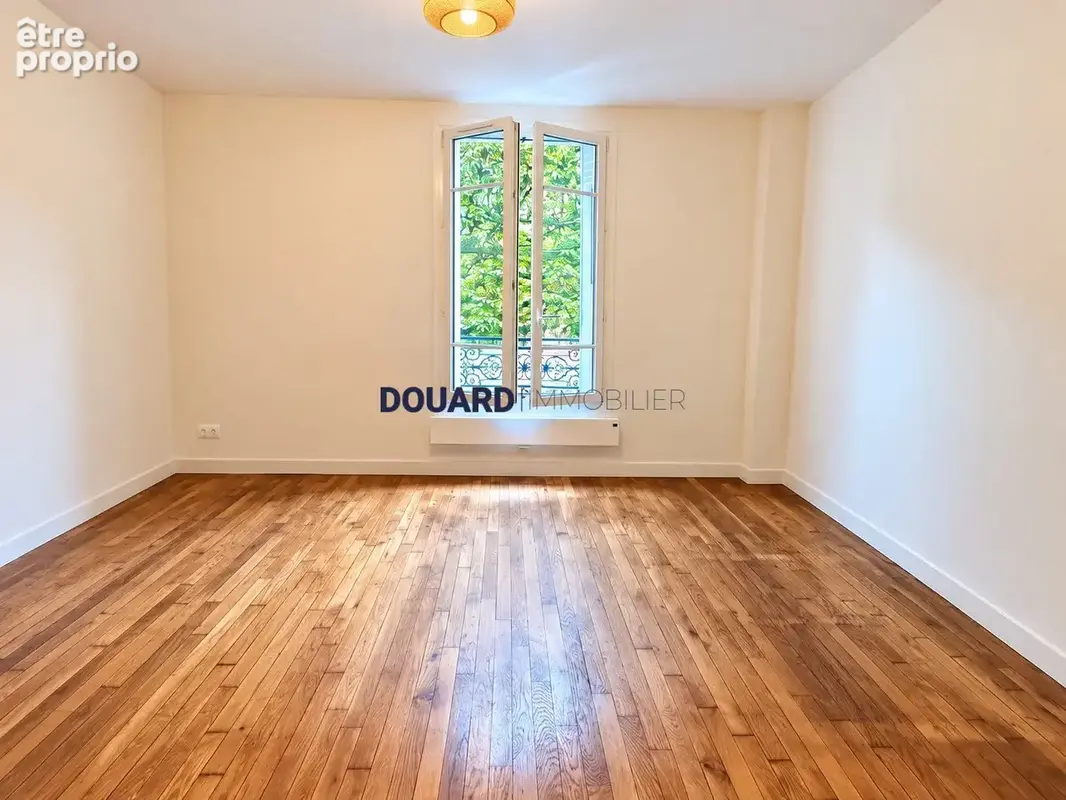 Appartement 3 pièces 49 m² à vendre à Houilles (78800) - photo 2