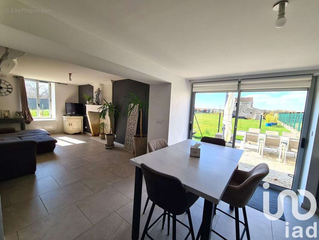 Photo 5 - Maison à SAINT-PORCHAIRE