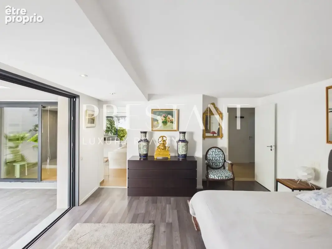 Villa d'architecte de 240 m² à Chiberta, vue mer depuis le toit-terrasse - photo 4