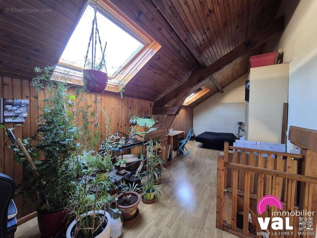 Maison à MILLY-LA-FORET