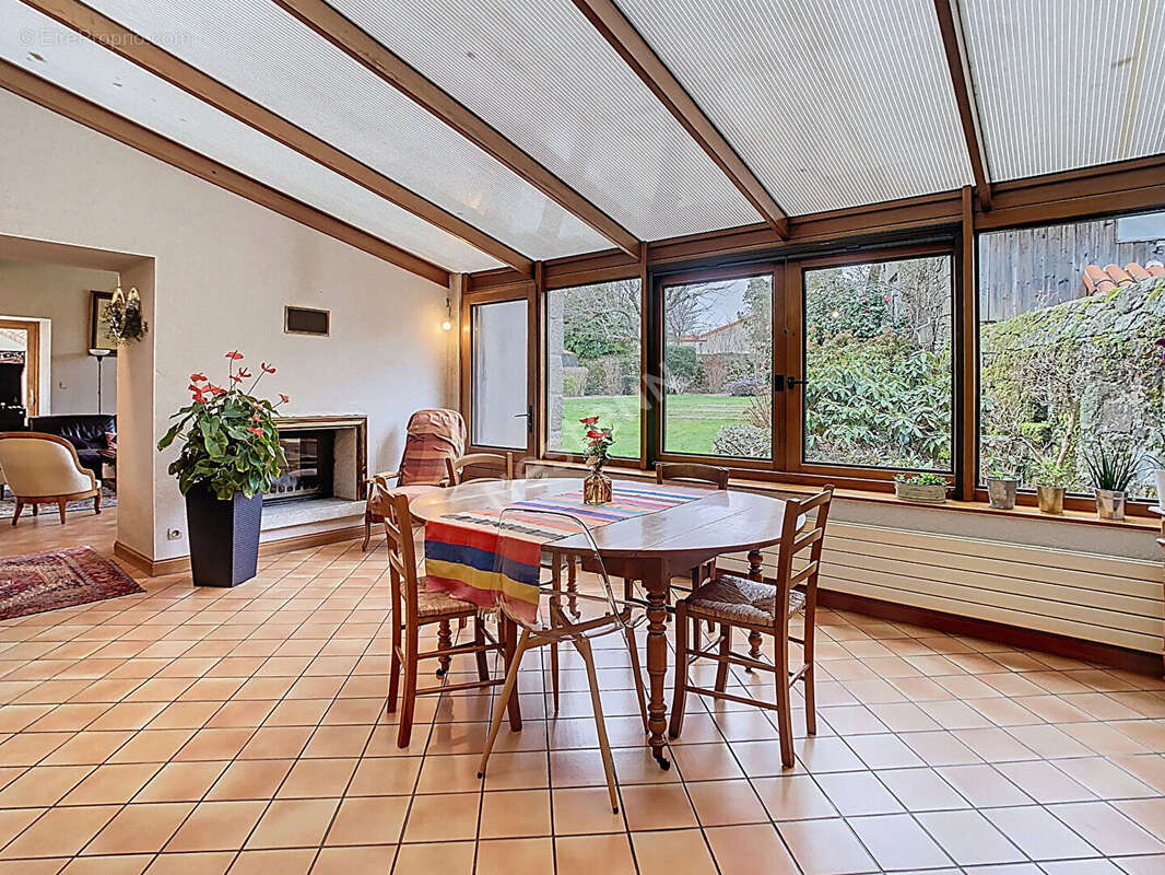 Maison à LE LONGERON
